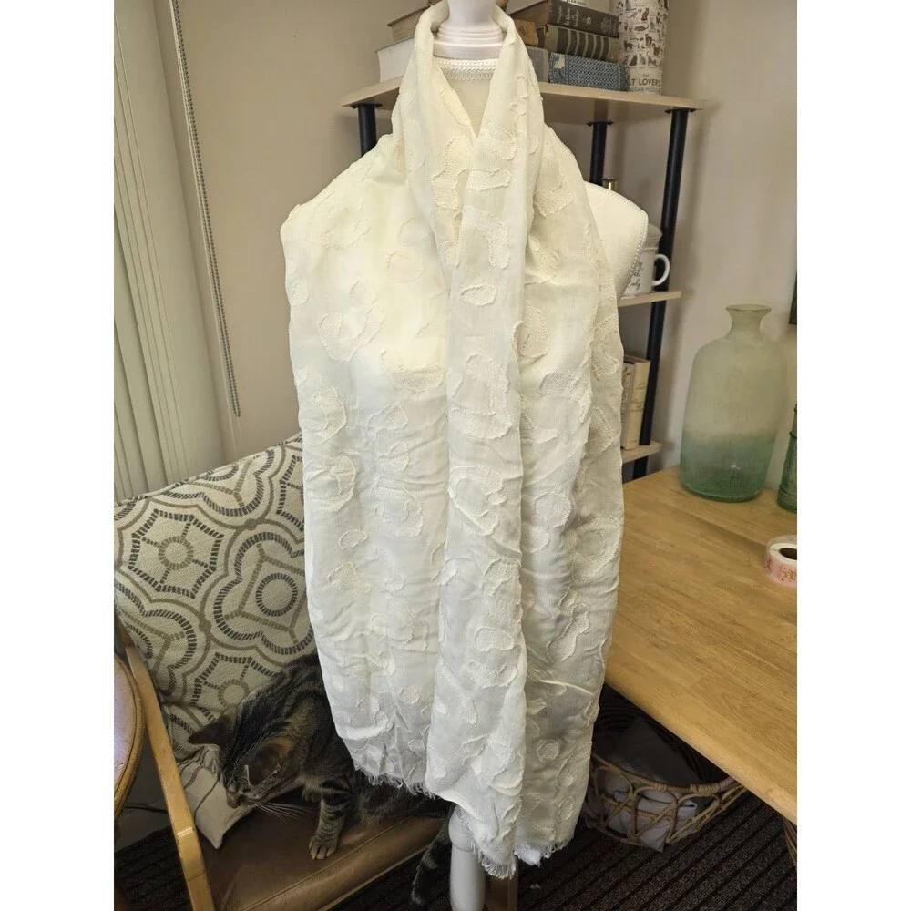rag & bone Ivory Floral Jacquard Fringe Rectangle Scarf Wrap Made in Italy